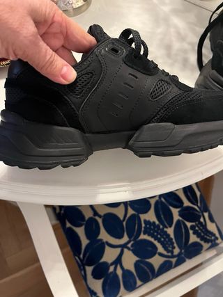 Zapatillas Polo Negras Talla 39