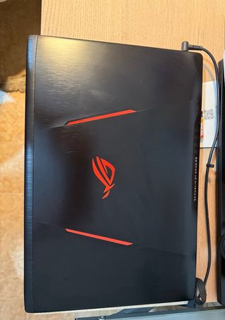 Portátil Asus ROG Strix GL553V