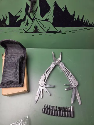 Multiherramienta XL Plegable con Funda