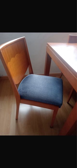 Mesa de comedor madera y cristal