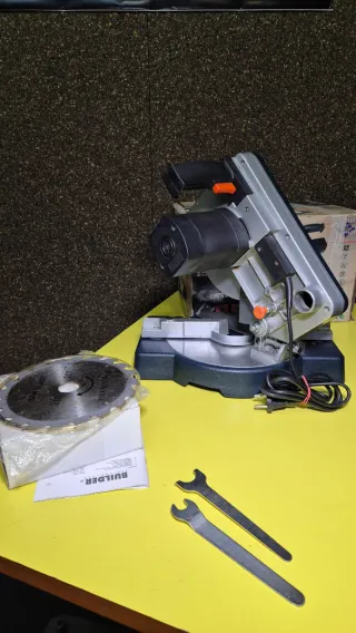 Sierra Ingletadora Eléctrica Builder