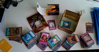 700 carte Yu-Gi-Oh! Autentiche Konami