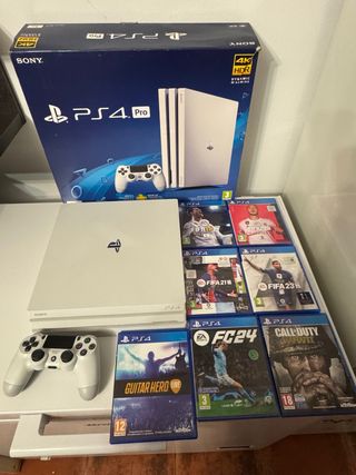 Console Sony PS4 Pro Bianca + Giochi