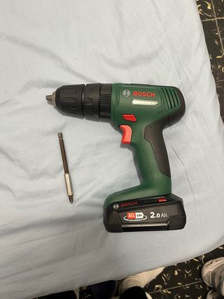 Taladro Bosch EasyImpact 18V-40