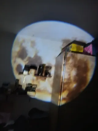 Mini proyector Tierra