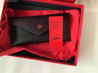 Funda Gafas Carolina Herrera Negra Piel