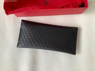 Funda Gafas Carolina Herrera Negra Piel