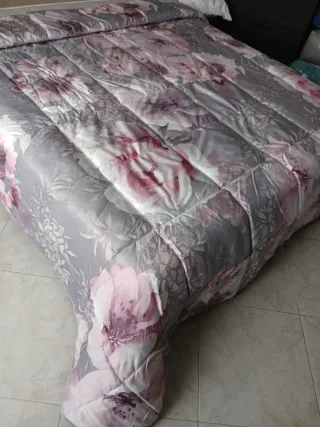 Trapunta matrimoniale floreale