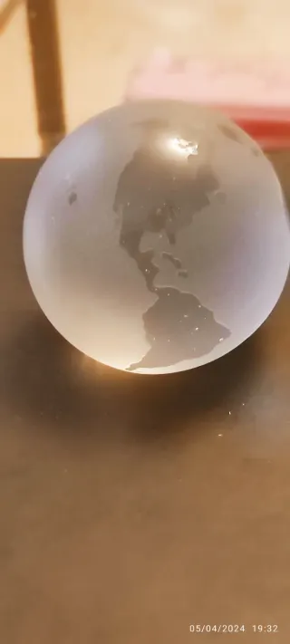 Pisapapeles cristal murano mapa mundi bola grande