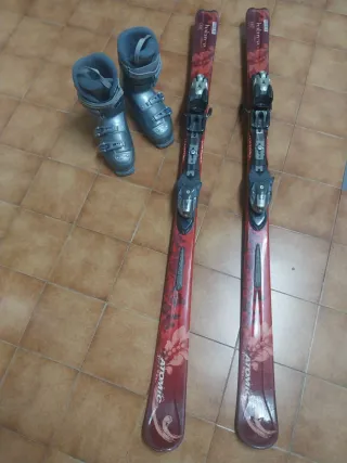 Equipo de esquí Atomic