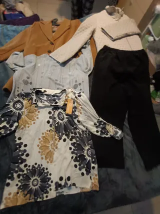 Set di abbigliamento con giacca e cappotto taglia M