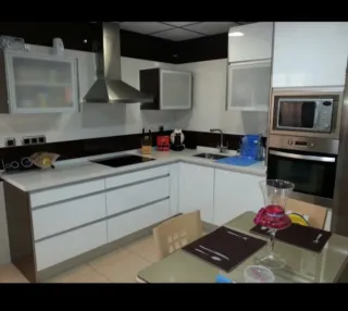 Alquiler de piso con terraza. Zona campoamor