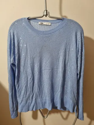 Jersey Zara azul con diamantes