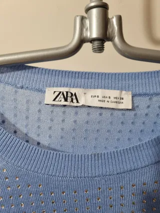 Jersey Zara azul con diamantes