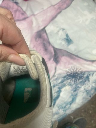 Zapatillas Puma Blancas y Negras mercedes