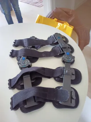 Rodillera ortopédica para ligamentos