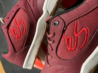 Zapatillas éS Beige y Blancas