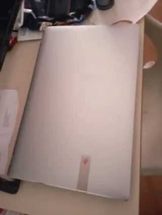 Packard Bell Portátil Plata