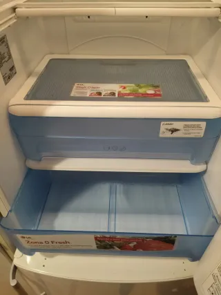 Nevera LG Blanca con dispensador. Retirada hoy