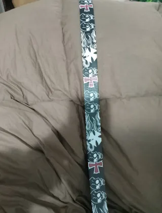 Cinturón Rockero Calaveras y Cruces