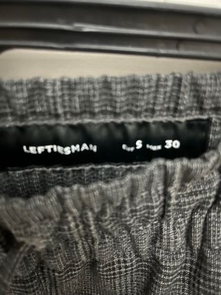 Pantalón de cuadros gris hombre