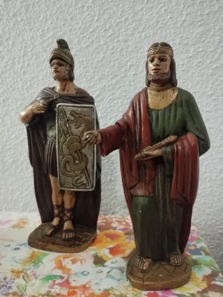 Figuras sueltas Belén, pastores, soldado, buey.