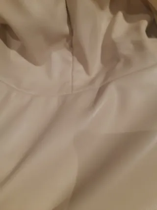 Chaqueta acolchada Stradivarius Beige