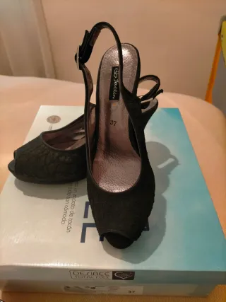 Zapatos Jactin Negros Talla 37
