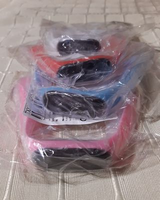 Pack 4 relojes colores para niños.