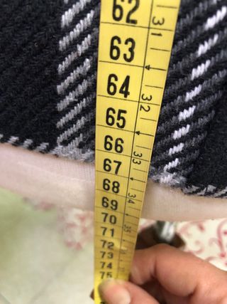 Elegante chaquetón cuadros talla 40