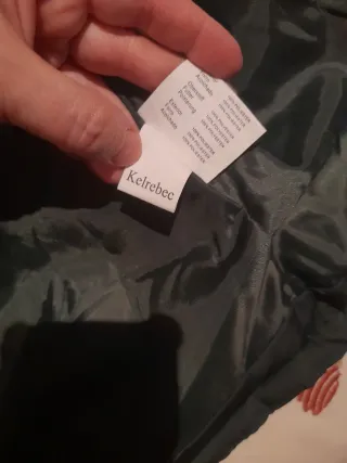 Chaleco Kelrebec verde con capucha