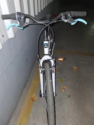 Bicicleta B'TWIN montaña