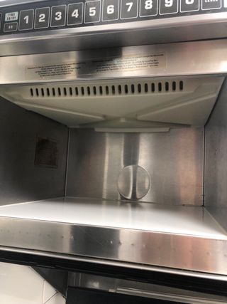 Microondas Amana Commercial C-Max