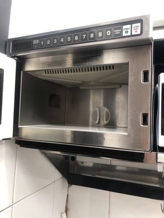 Microondas Amana Commercial C-Max