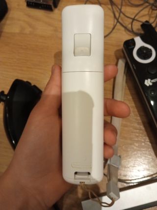 Consola Nintendo Wii Negra y Blanca