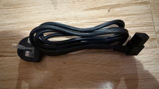 Lote Cables USB Tipo A y cable UK C13