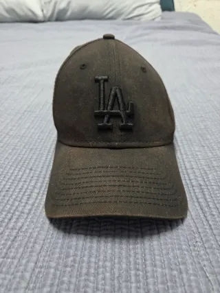 Gorra LA Negra y Marrón