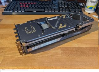 RTX 5080 Zotac Solid Core OC