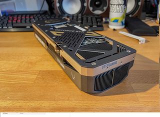 RTX 5080 Zotac Solid Core OC