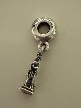 Ciondolo Pandora Statua della Libertà Argento