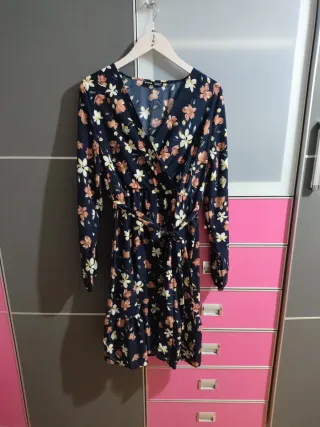 Vestido midi estampado floral manga larga