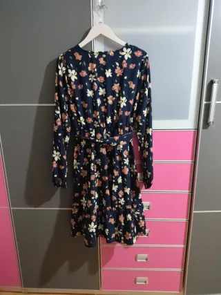 Vestido midi estampado floral manga larga