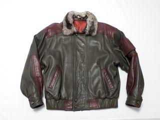 Cazadora Cuero vintage años 80 buen estado.