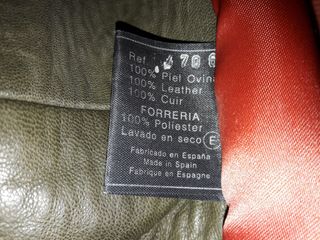 Cazadora Cuero vintage años 80 buen estado.