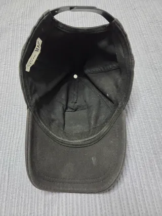 Gorra Zara marrón con parche