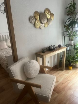 Consola de madera maciza