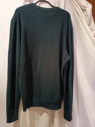 Suéter Zara verde tejido waffle 100% algodón.