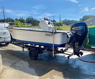 Planeadora 470 con Mercury 40