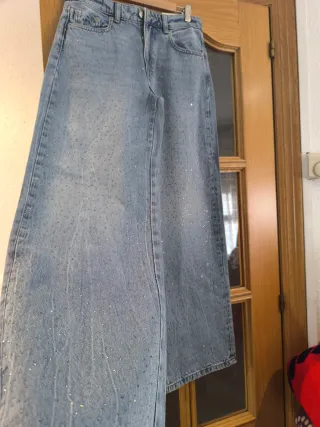Pantalones vaqueros mujer con pedrería