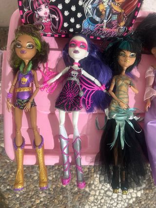 Conjunto di bambole Monster High + borsetta